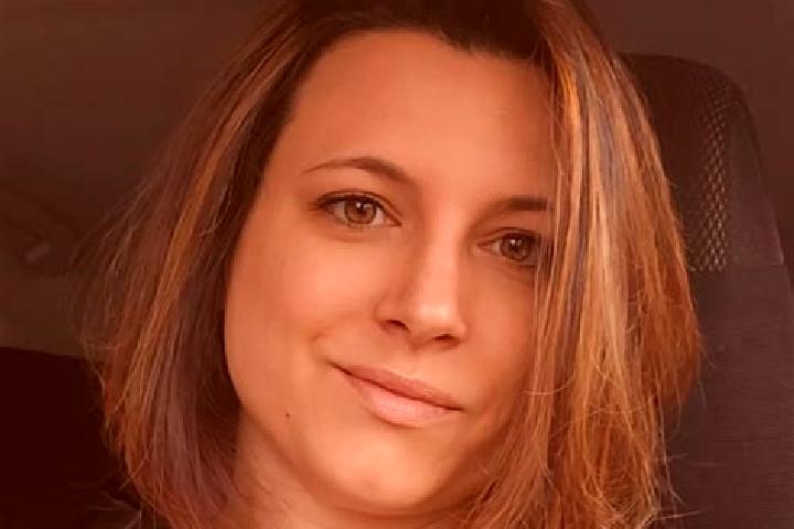 Ruby, 22 — Escort in Lorris, France