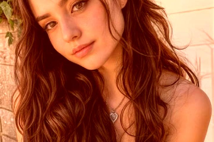 Ruby, 23, a chestnut hazel-eyed mediterranean companion based in Lockstedt. Offering Erotic Massage, Dinner Date, Roleplay, Striptease. Available for incall ...