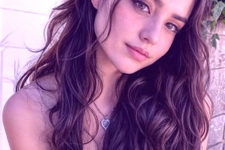 Ruby, 23, a red hazel-eyed caucasian companion based in Cantin. Offering Party Girl, Prostate Massage, Tantra, Travel Companion. Available for incall and out...