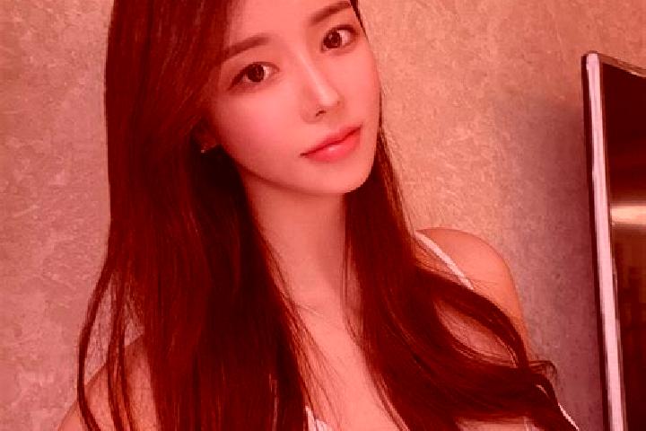 Ruby, 23 — Escort in Shuitian, China
