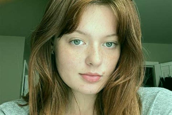 Ruby, 24, a auburn grey-eyed caucasian companion based in La Union. Offering OWO, Girlfriend Experience, Tantra, CIM. Available for incall and outcall, overn...