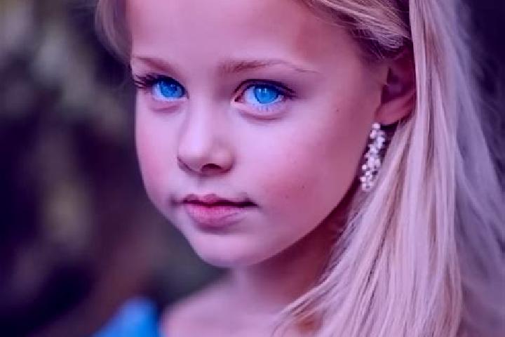 Ruby, 24, a blonde blue-eyed indian companion based in Bakacak. Offering Domination, 69, CIM. Available for incall and outcall, overnight bookings available.