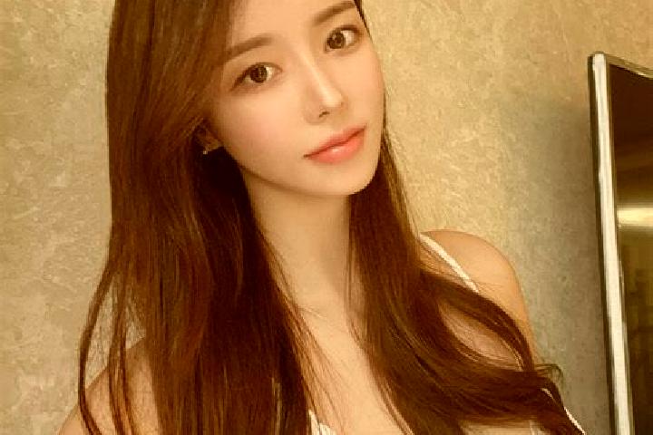 Ruby, 24 — Escort in Xiaosong, China