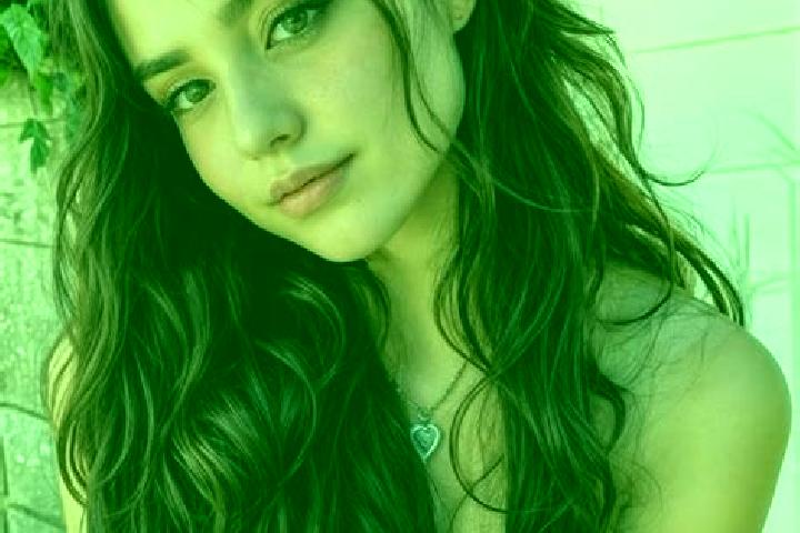 Ruby, 25, a chestnut hazel-eyed caribbean companion based in Altglienicke. Offering Prostate Massage, Roleplay, BDSM. Available for incall and outcall, day a...