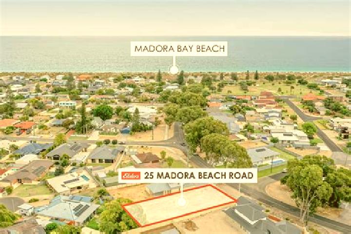 Ruby, 25 — Escort in Madora Bay, Australia