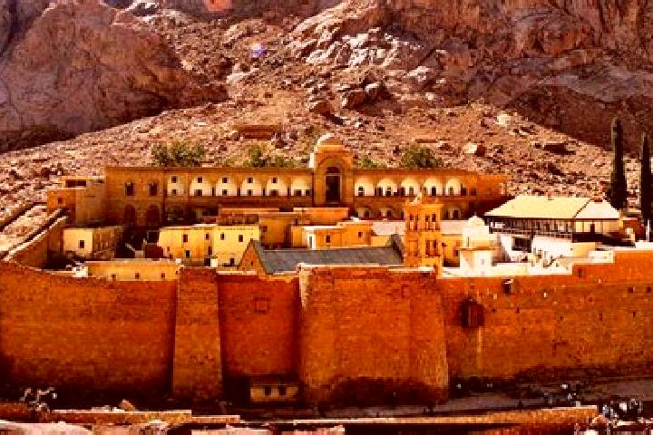 Ruby, 25 — Escort in Saint Catherine, Egypt