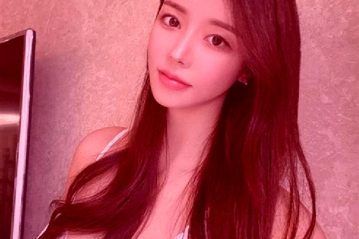 Ruby, 25 — Escort in Zhongliao, Taiwan