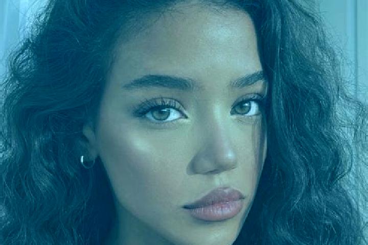 Ruby, 26, a black brown-eyed caucasian companion based in Bruckmuehl. Offering Domination, Travel Companion, CIM. Available for incall and outcall, day and e...