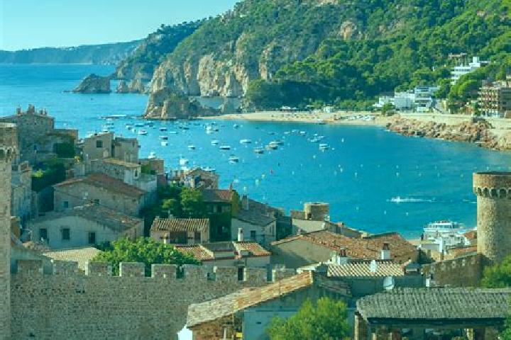 Ruby, 26 — Escort in Castrocalbon, Spain