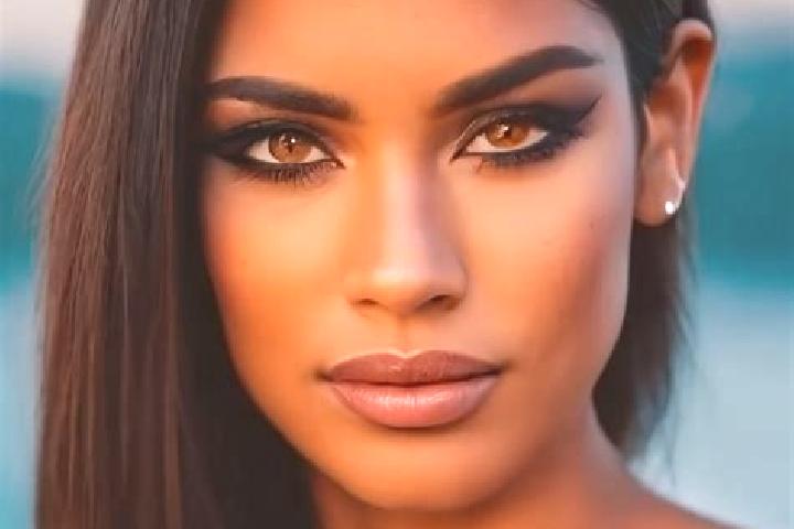 Ruby, 27, a black amber-eyed latina companion based in Nizhniy Ingash. Offering Roleplay, CIM, Massage, Couples, Girlfriend Experience. Available for incall ...