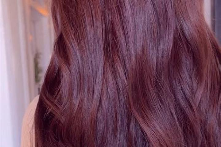 Ruby, 27, a red brown-eyed caucasian companion based in Fluehli. Offering A-Level, CIM, Girlfriend Experience, Fetish. Available for incall and outcall, over...