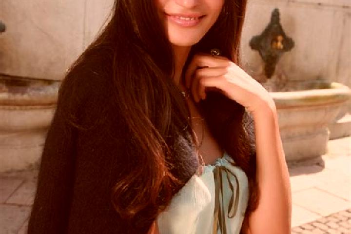 Ruby, 27 — Escort in Aksoy, Turkey