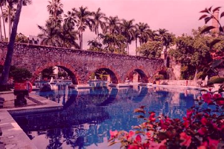 Ruby, 27 — Escort in El Carreton, Mexico