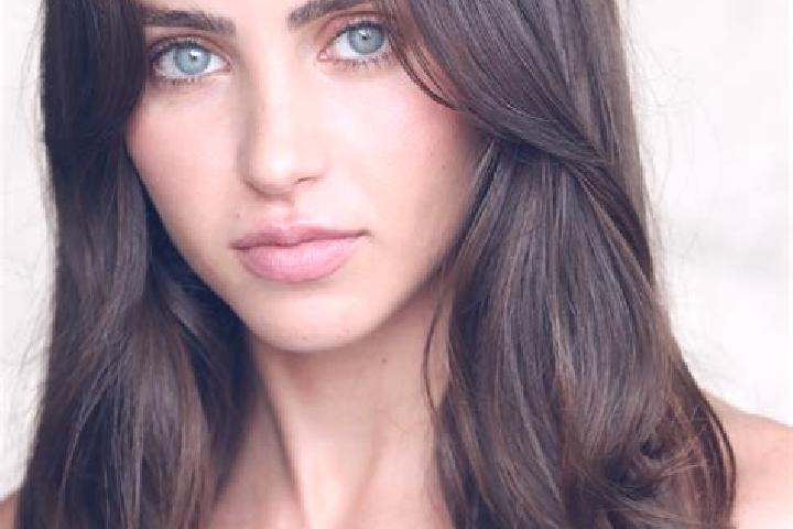 Ruby, 28, a brunette green-eyed latina companion based in East Grand Rapids. Offering OWO, CIM, Roleplay, Massage. Available for incall and outcall, overnigh...