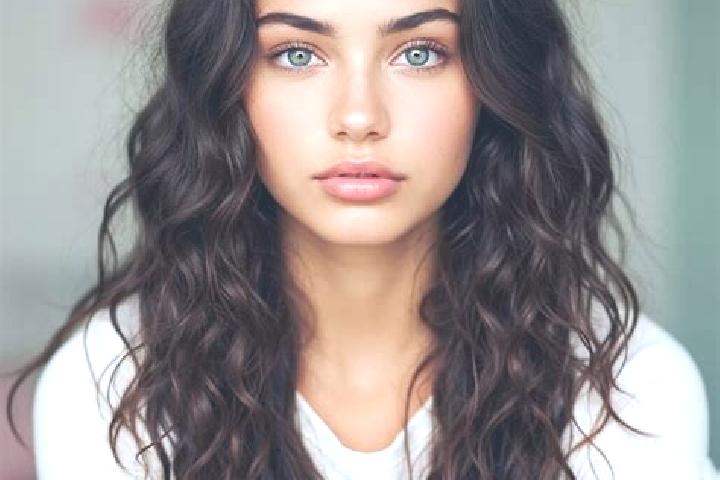 Ruby, 28, a brunette green-eyed mediterranean companion based in Ameca. Offering Travel Companion, Erotic Massage, Duos, Dinner Date. Available for incall an...