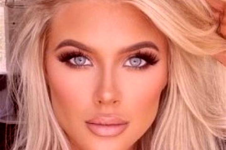 Ruby, 28, a platinum blonde grey-eyed asian companion based in Diano d Alba. Offering Deep French Kissing, Domination, Girlfriend Experience, Overnight, Stri...