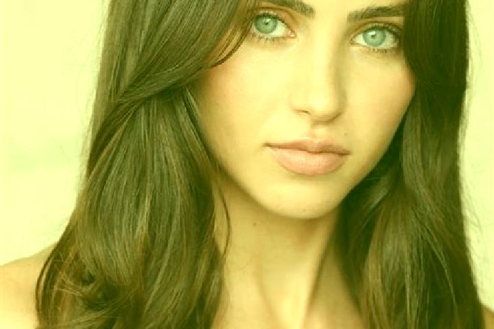 Ruby, 29, a brunette amber-eyed middle eastern companion based in Francisco Rueda. Offering Duos, Fetish, Roleplay, Striptease, Travel Companion. Available f...
