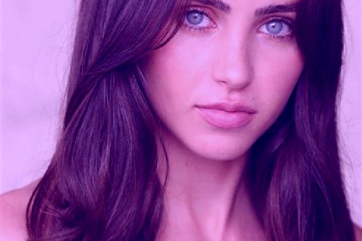 Ruby, 29, a red brown-eyed mediterranean companion based in Miedzyborz. Offering Tantra, 69, A-Level. Available for incall and outcall, day and evening dates.