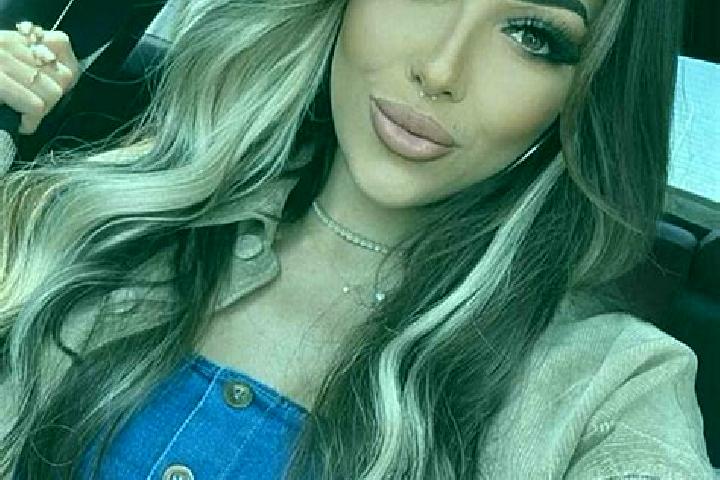 Ruby, 30, a dark blonde brown-eyed mediterranean companion based in Dzierzkowice. Offering Tantra, Dinner Date, Fetish. Available for incall and outcall, ove...