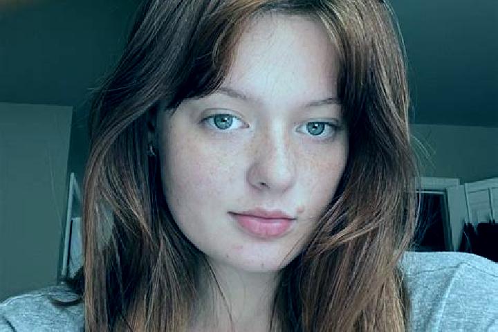 Ruby, 30, a red brown-eyed european companion based in Qormi. Offering Striptease, Girlfriend Experience, CIM. Available for incall and outcall, day and even...