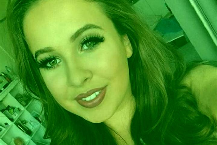Ruby, 31, a chestnut blue-eyed mediterranean companion based in Bourg-Saint-Andeol. Offering Domination, Party Girl, Fetish. Available for incall and outcall...