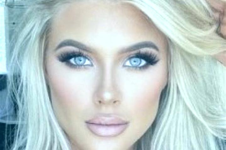 Ruby, 31, a platinum blonde amber-eyed mixed companion based in Pechersk. Offering Fetish, Domination, Prostate Massage. Available for incall and outcall, da...