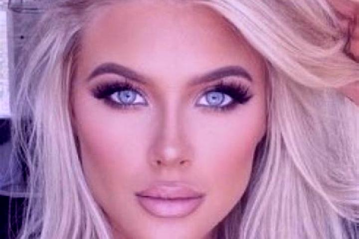 Ruby, 31, a platinum blonde green-eyed middle eastern companion based in Ash Shaghadirah. Offering Overnight, Dinner Date, BDSM, Erotic Massage. Available fo...