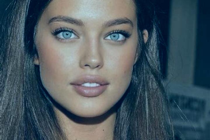 Ruby, 32, a chestnut green-eyed mediterranean companion based in Votice. Offering 69, Erotic Massage, A-Level, Couples. Available for incall and outcall, day...