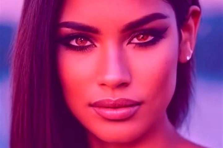Ruby, 32, a red amber-eyed latina companion based in Mahad. Offering Couples, Duos. Available for incall and outcall, day and evening dates.
