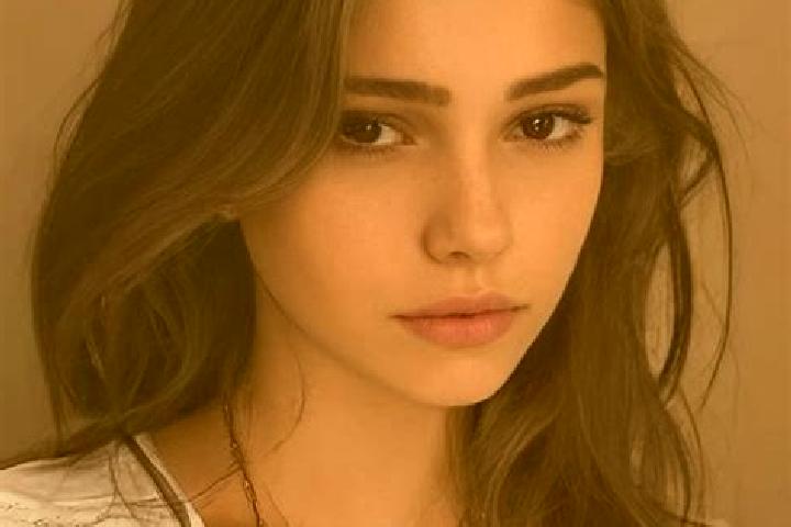 Ruby, 32, a red grey-eyed slavic companion based in Tanhuato de Guerrero. Offering Couples, Fetish, Striptease. Available for incall and outcall, overnight b...