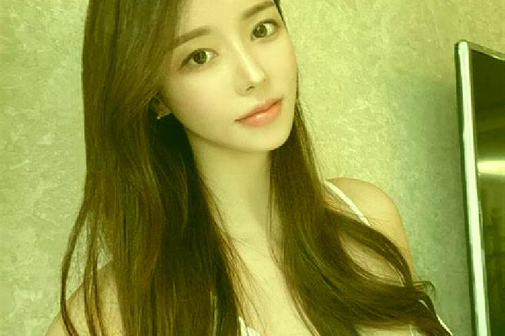 Ruby, 32 — Escort in Zangbawa, China
