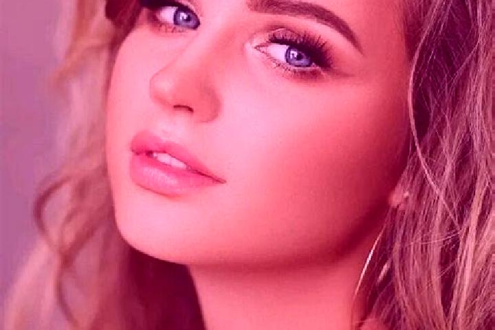 Ruby, 33, a dark blonde blue-eyed european companion based in Bruzzano Zeffirio. Offering Travel Companion, Party Girl, 69. Available for incall and outcall,...