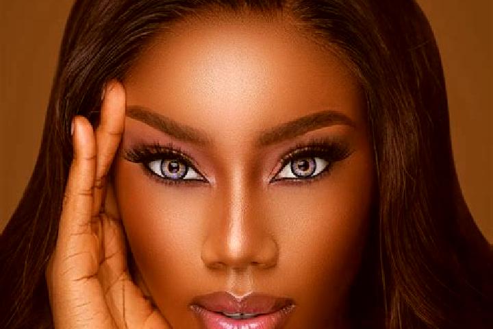 Ruby, 33, a red blue-eyed ebony companion based in Tajpura. Offering Travel Companion, BDSM, Overnight. Available for incall and outcall, overnight bookings ...