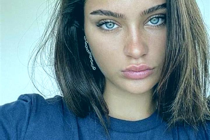 Ruby, 34, a brunette dark-eyed caribbean companion based in Tabinay. Offering Deep French Kissing, Dinner Date, Prostate Massage, A-Level. Available for inca...