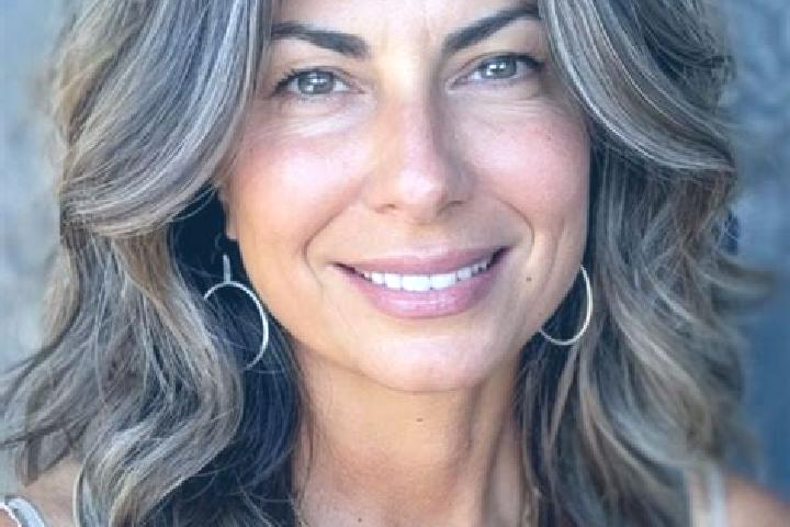 Ruby, 34, a brunette grey-eyed caucasian companion based in Utrik. Offering Party Girl, CIM, Tantra, GFE. Available for incall and outcall, overnight booking...