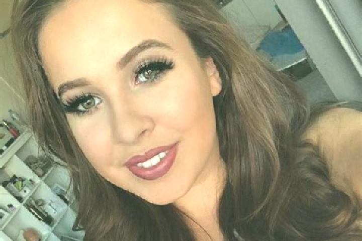 Ruby, 34, a dark blonde amber-eyed caucasian companion based in York Springs. Offering OWO, Party Girl, Striptease, Couples. Available for incall and outcall...