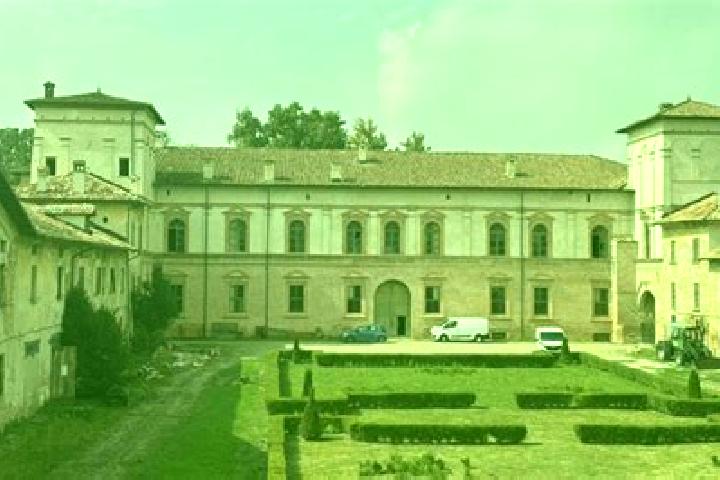 Ruby, 34 — Escort in Castelletto di Branduzzo, Italy