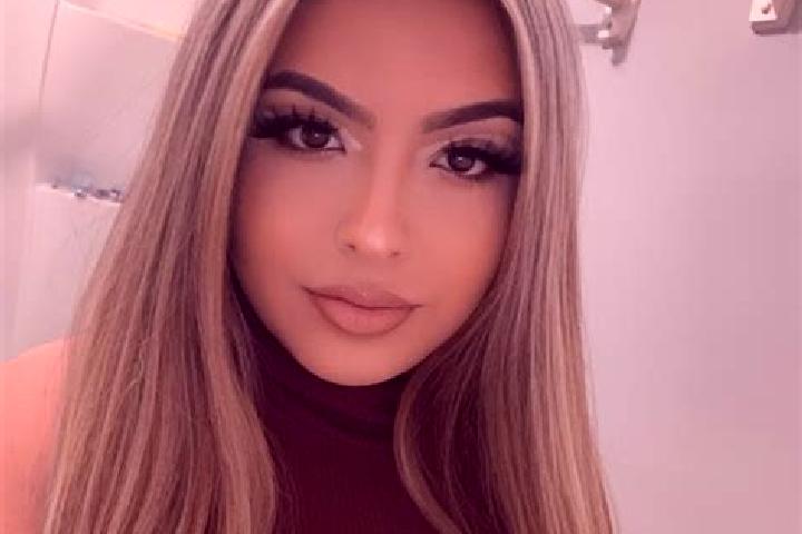 Ruby, 35, a blonde amber-eyed latina companion based in Cambridgeport. Offering Overnight, BDSM, Roleplay, A-Level. Available for incall and outcall, overnig...