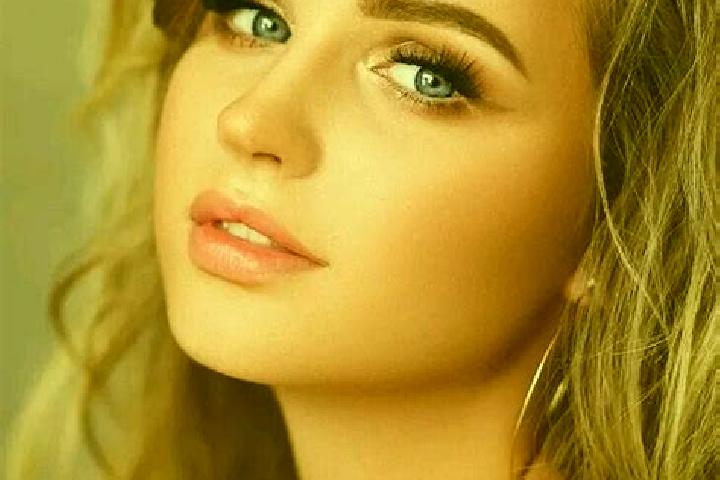 Ruby, 35, a dark blonde blue-eyed european companion based in Nsoko. Offering Girlfriend Experience, Party Girl, Deep French Kissing, Couples. Available for ...