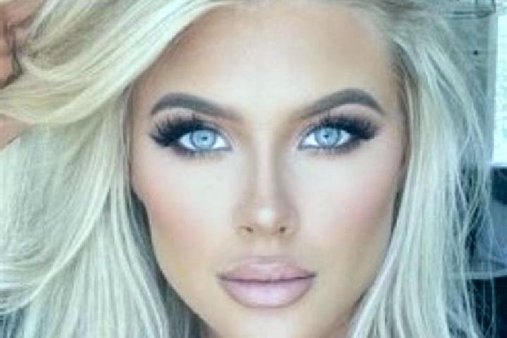 Ruby, 35, a platinum blonde grey-eyed caucasian companion based in Nata. Offering Dinner Date, 69, A-Level. Available for incall and outcall, day and evening...
