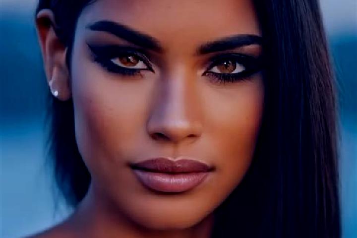 Ruby, 36, a black amber-eyed latina companion based in Magdanly. Offering 69, Duos, Deep French Kissing, Couples, Domination. Available for incall and outcal...