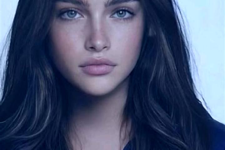 Ruby, 36, a brunette blue-eyed european companion based in Tembol. Offering Party Girl, Duos, GFE. Available for incall and outcall, day and evening dates.