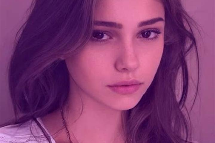 Ruby, 36, a chestnut dark-eyed slavic companion based in Taos. Offering Massage, Girlfriend Experience, Striptease. Available for incall and outcall, overnig...