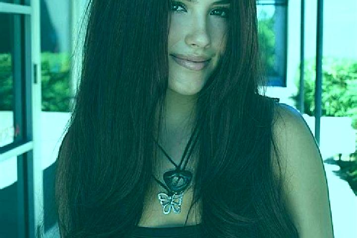 Ruby, 37, a auburn dark-eyed caribbean companion based in Dronfield. Offering Tantra, Dinner Date, BDSM. Available for incall and outcall, overnight bookings...