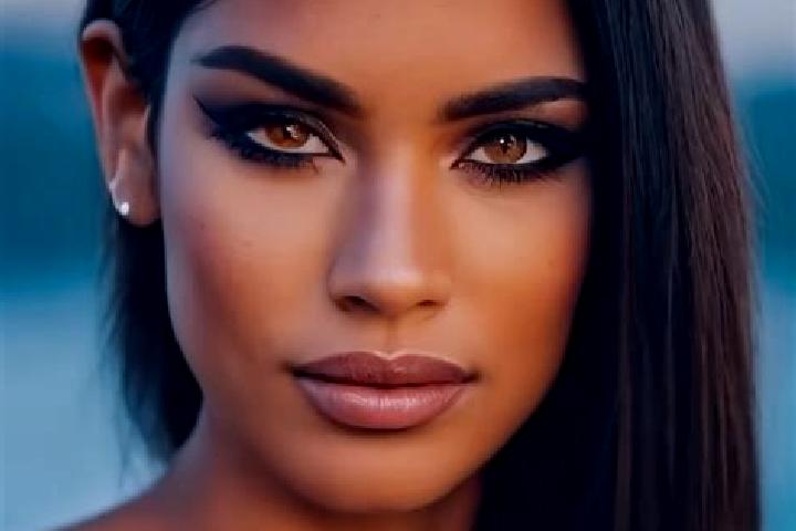 Ruby, 38, a black dark-eyed latina companion based in Clinton. Offering 69, Domination, GFE. Available for incall and outcall, overnight bookings available.