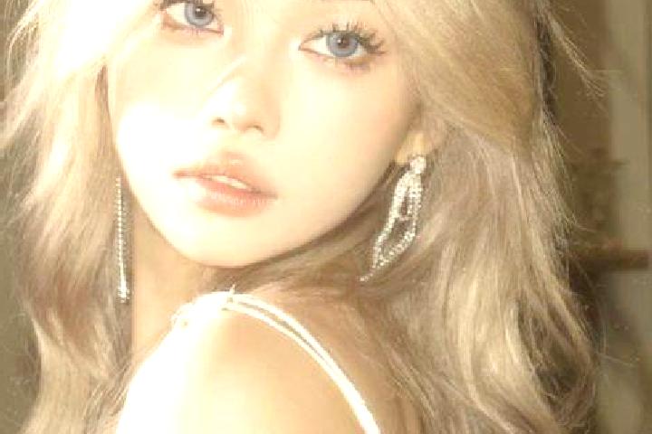 Ruby, 39, a blonde blue-eyed asian companion based in Alibey. Offering Deep French Kissing, Girlfriend Experience, Party Girl. Available for incall and outca...