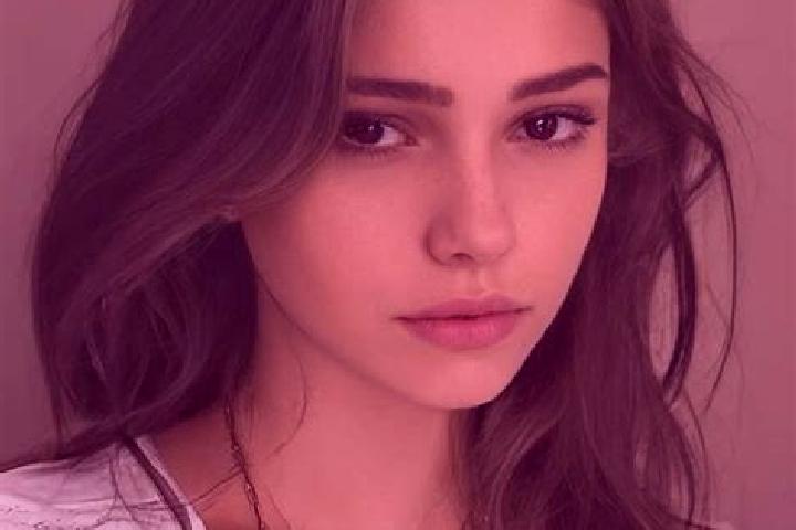 Ruby, 39, a chestnut grey-eyed slavic companion based in Brisevo. Offering Erotic Massage, Prostate Massage, Couples, Party Girl. Available for incall and ou...