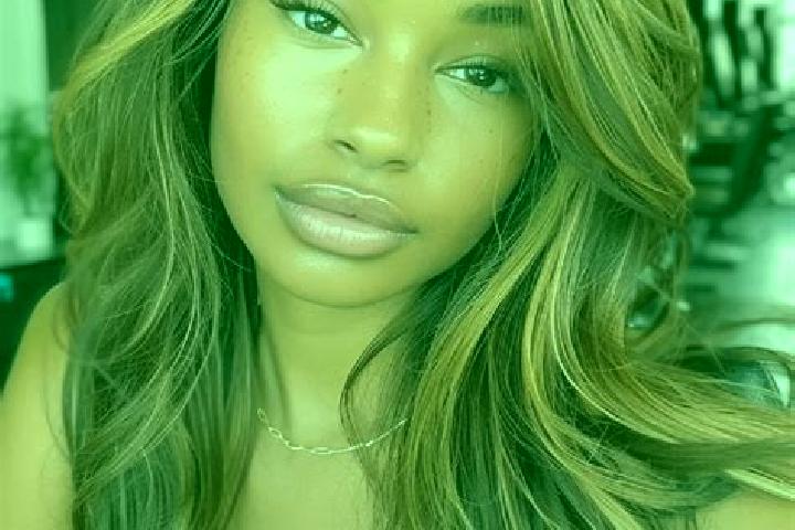 Ruby, 39, a dark blonde brown-eyed ebony companion based in Hobaia. Offering Couples, GFE. Available for incall and outcall, day and evening dates.