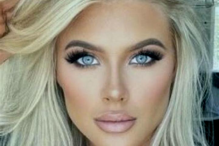 Ruby, 39, a platinum blonde amber-eyed slavic companion based in Simonesti. Offering Overnight, Massage, Duos, Erotic Massage, Deep French Kissing. Available...