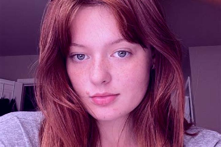Ruby, 39, a red grey-eyed mixed companion based in Bebra. Offering Travel Companion, CIM, Duos, Striptease. Available for incall and outcall, overnight booki...